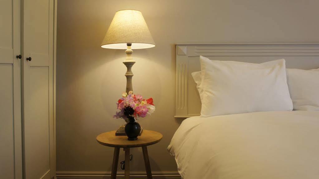 Abergavenny Hotel エクステリア 写真